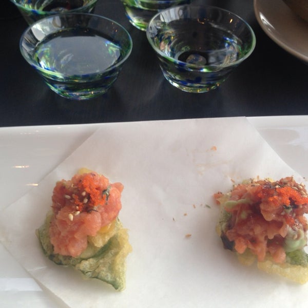 Foto scattata a I Privé - Sushi · Sake · Spirits da Delyn S. il 10/5/2014