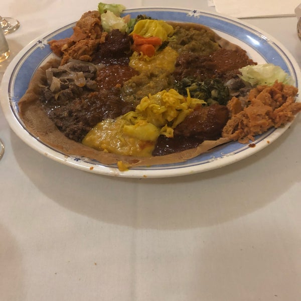 Foto diambil di Messob Ethiopian Restaurant oleh Tatiana pada 2/17/2019