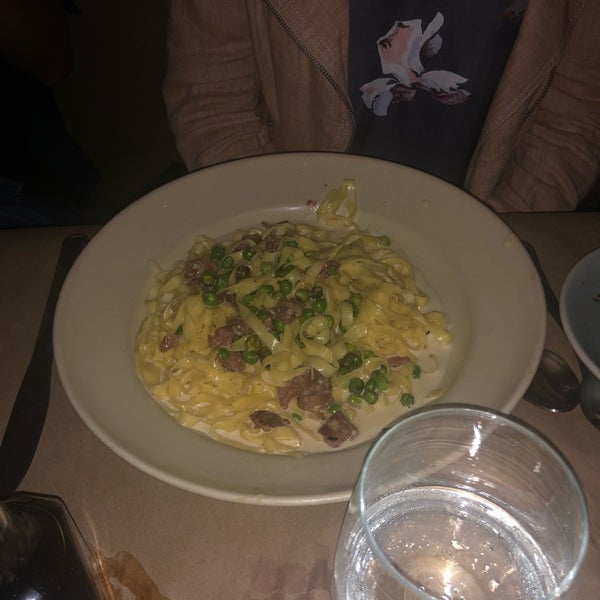 Foto scattata a Pace Restaurant da Tatiana il 9/22/2019