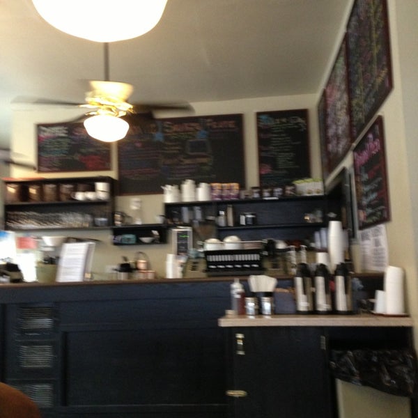 8/26/2013 tarihinde Beth R.ziyaretçi tarafından Odradeks Coffee'de çekilen fotoğraf