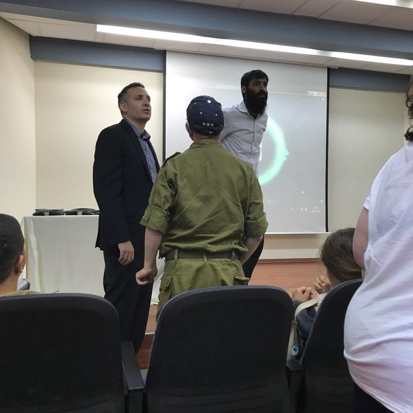 בסיס פלמחים Military Base