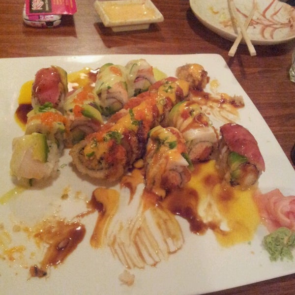 Foto diambil di Kobe’s Japanese Steak House and Sushi Bar oleh Phil L. pada 4/27/2013
