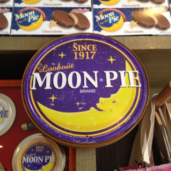 Moon pie