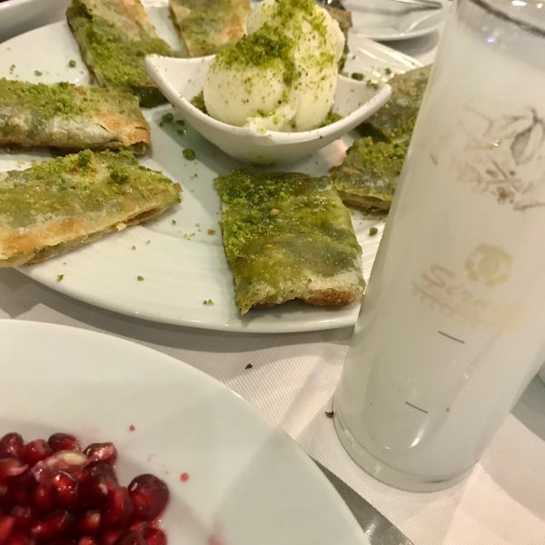 11/21/2022에 İsmet님이 Şirnaz Ocakbaşı Restaurant에서 찍은 사진