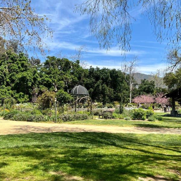 Photo taken at Descanso Gardens by Tommy D. on 4/27/2023