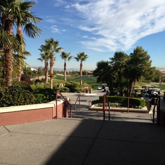 Das Foto wurde bei Rhodes Ranch Golf Club von shawn h. am 11/21/2012 aufgenommen