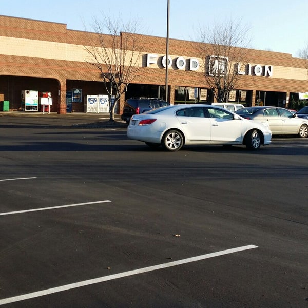Food Lion Grocery Store Kernersville, NC