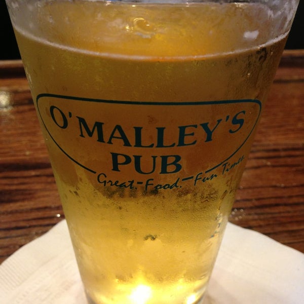 Photo taken at O&#39;Malley&#39;s Pub Sterling by Tyler F. on 8/12/2013