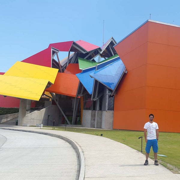 Photo taken at Biomuseo by Joako R. on 9/21/2015