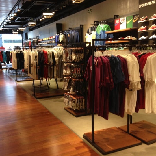 Nike Store - Sporting Goods Retail in Recoleta