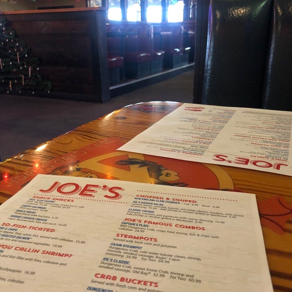 Joe's Crab Shack Seafood Restaurant in Memphis