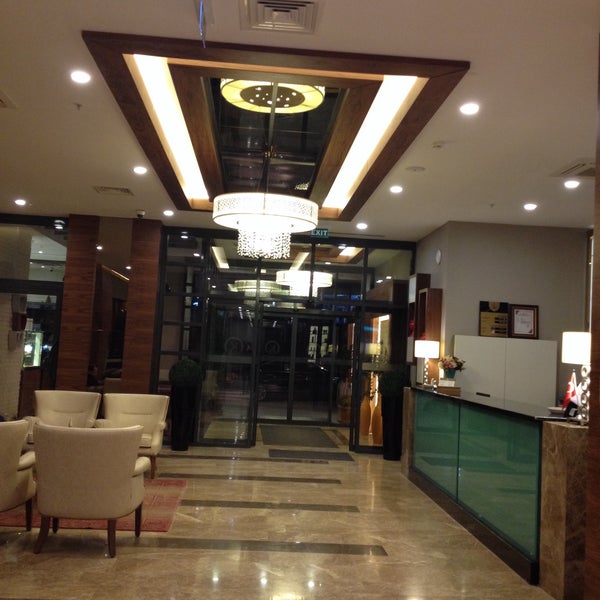 12/7/2015 tarihinde Asli Ç.ziyaretçi tarafından Kahya Otel'de çekilen fotoğraf