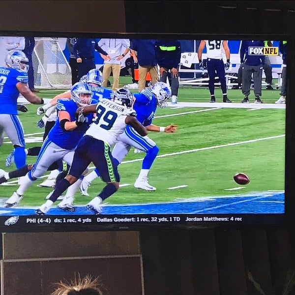 Costa Mesa 55 Tavern+Bowl Bowling Alley