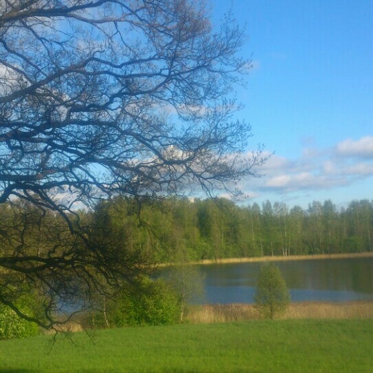 Photo taken at Āraišu Ezerpils by Kristine K. on 5/16/2015
