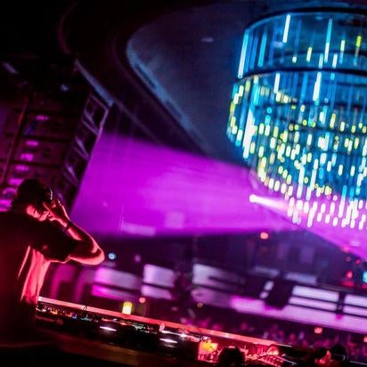 Foto tirada no(a) Icon Nightclub por Copa Room S. em 3/23/2016
