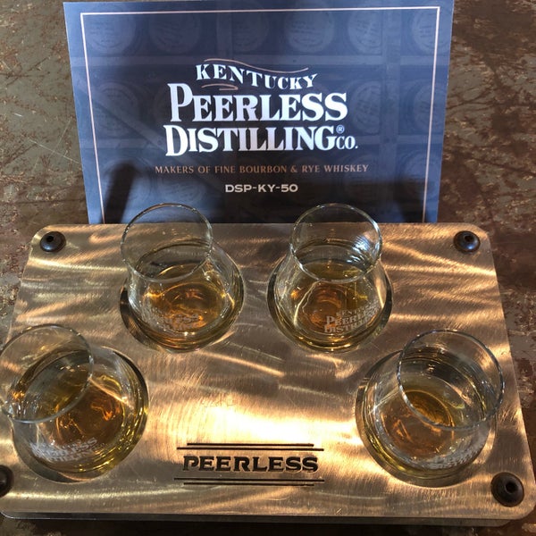 รูปภาพถ่ายที่ Kentucky Peerless Distilling Company โดย Jonathan H. เมื่อ 9/25/2019
