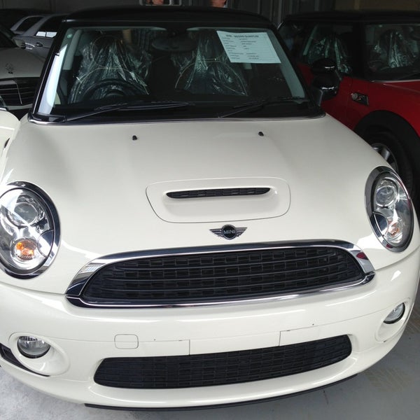 Palkom Motors Sdn Bhd Auto Dealership