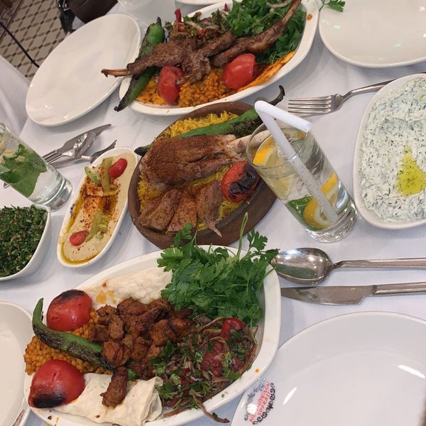 7/2/2023에 A.님이 Al Madina Restaurant İstanbul مطعم المدينة اسطنبول에서 찍은 사진
