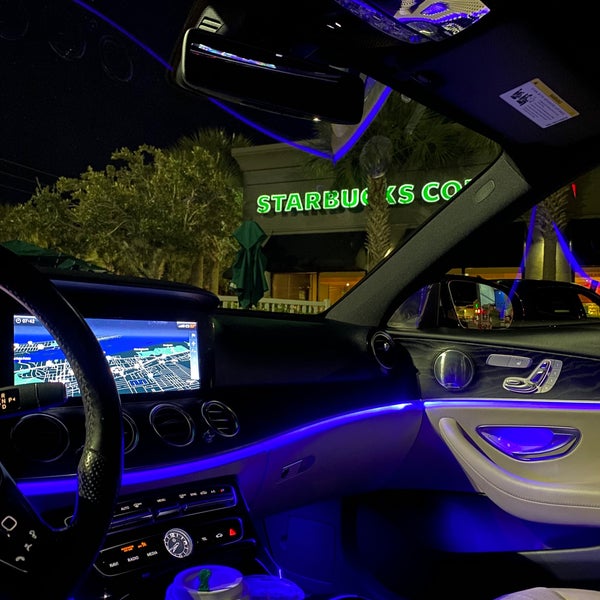 Starbucks Coffee Shop in Vero Beach