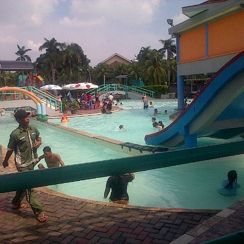 Photos à Kolam Renang Palem Piscine à Duren Sawit