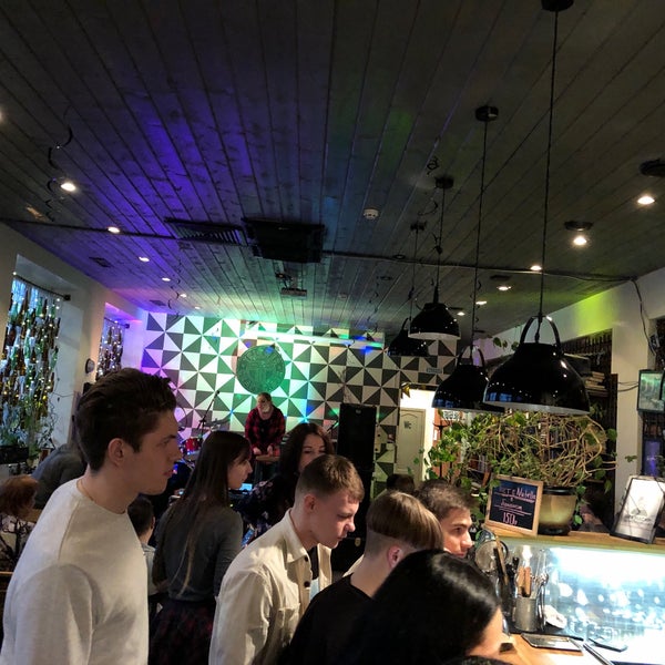 Триггер бар москва. Триггер бар на нагатинской сцена фото. Триггер бар москва. Триггер бар. Триггер варшавское шоссе 45.