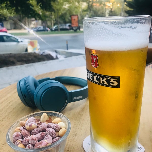 Chops Cafe & Pub Beşiktaş'ta Pub