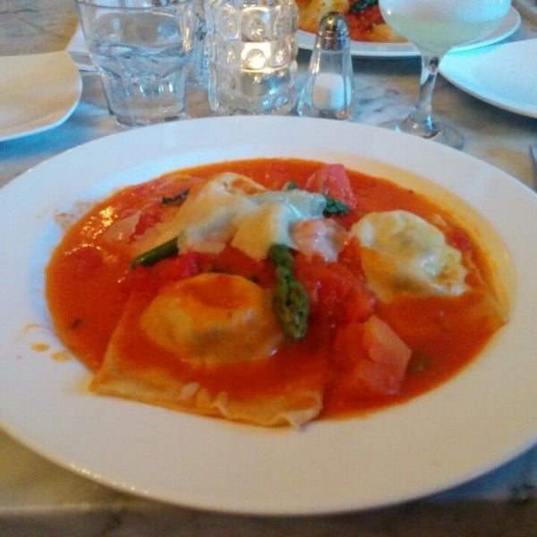 Foto scattata a Osteria dei Ganzi da Alvia G. il 5/25/2014