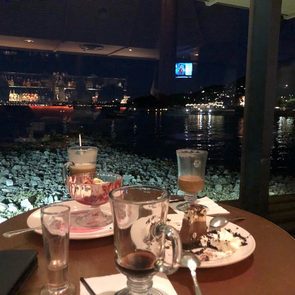 Photo taken at The Spinnaker by Mohammad on 9/2/2019