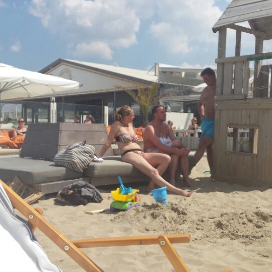 5/19/2014 tarihinde Marloes B.ziyaretçi tarafından Beachclub Titus'de çekilen fotoğraf