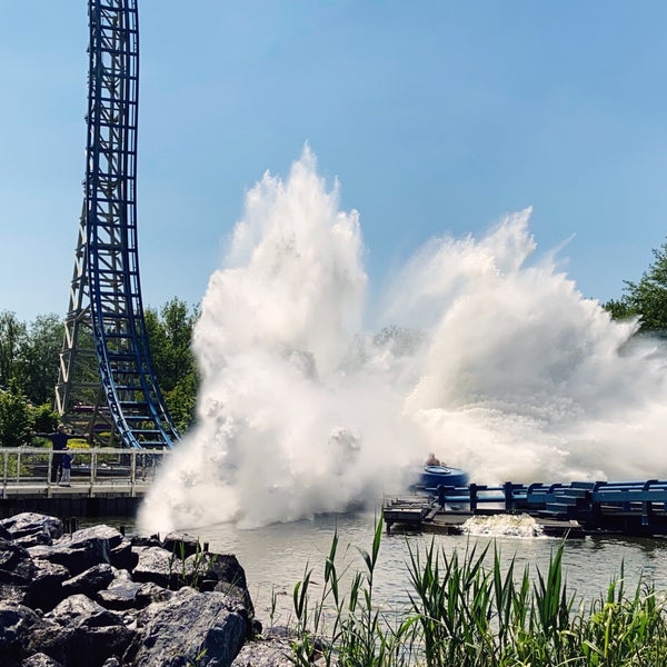 Best Belgian theme park that leaves others miles away behind! Fun and thrills for all ages, an enormous variation in foor and beverage … GREAT park and a must do!!!