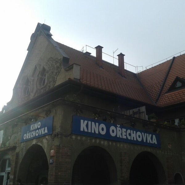 Foto tirada no(a) Kino Ořechovka por Mezera T. em 5/6/2014