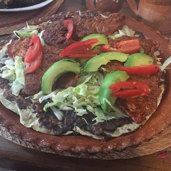 Tlayuda de carne 🥩 enchilada!! 😋😋😋😋👌🏾