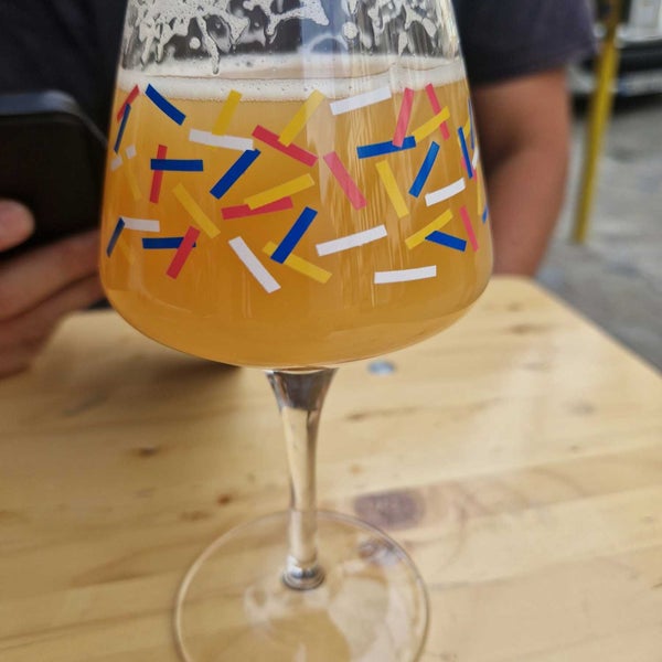 Photo taken at Brussels Beer Project by Johan V. on 7/30/2022