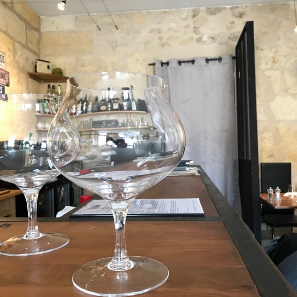 C est table. C est table