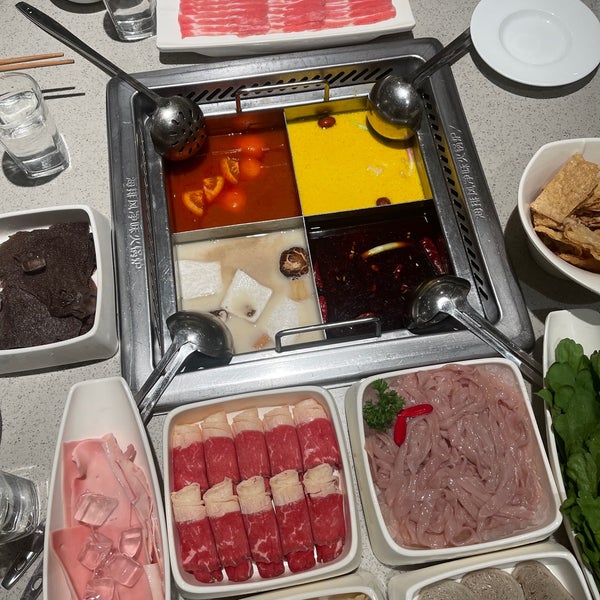 Haidilao Hot Pot 海底捞火锅 Bukit Bintang Kuala Lumpur, KL