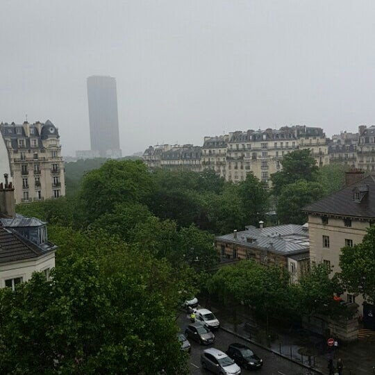 Foto tirada no(a) Hôtel du Lion por Cahide D. em 6/2/2016