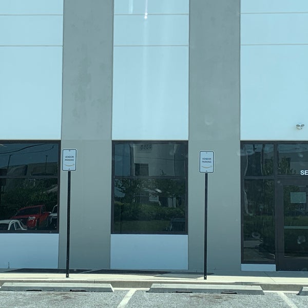 Amazon BWI5 Warehouse in Baltimore
