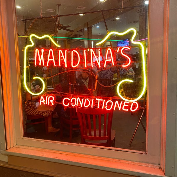 3/16/2023 tarihinde Kyle M.ziyaretçi tarafından Mandina&#39;s Restaurant'de çekilen fotoğraf