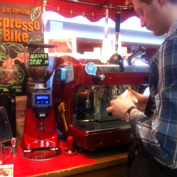 3/6/2014에 Ksew L.님이 Вело-кофейня Espresso BIKE에서 찍은 사진