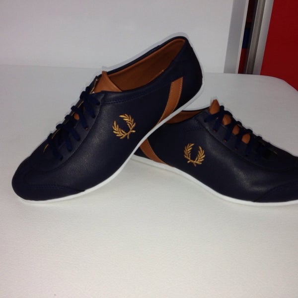 Paul cruz sales footwear