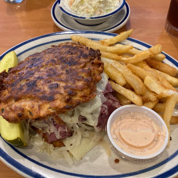 Blue Sky Family Restaurant 917 N Leavitt Rd