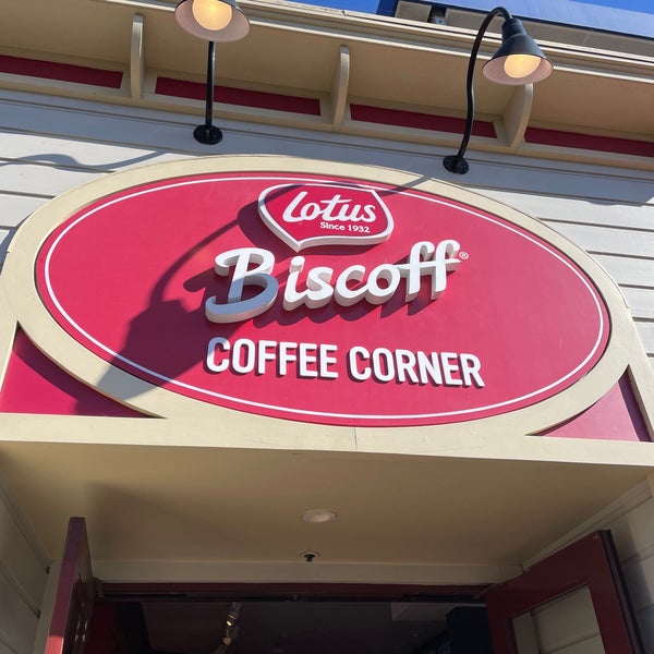 Photo taken at Biscoff Coffee Corner by Martha L. on 2/25/2022