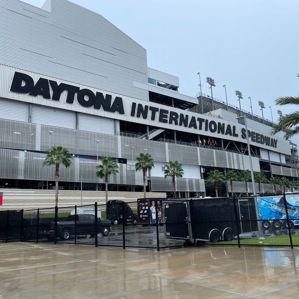 Foto tirada no(a) Daytona International Speedway por Martha L. em 8/27/2022