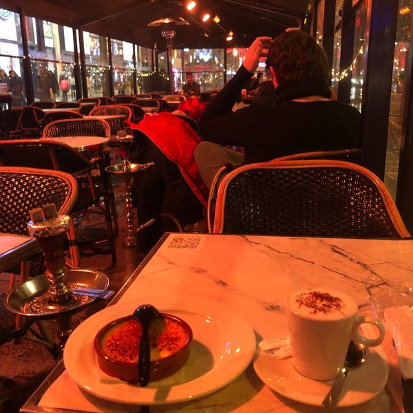 Photo taken at Bistro 25 by 🇸🇦 A✈️🇫🇷 on 12/26/2019