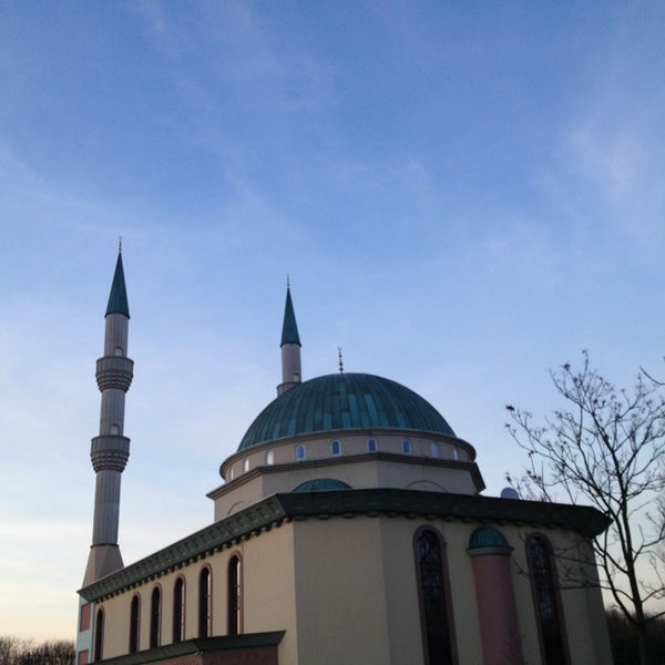 Mosquée mevlana à Rotterdam, situé dans la région de Spangen, district avec  plus de 80 % des immigrants Photo Stock - Alamy