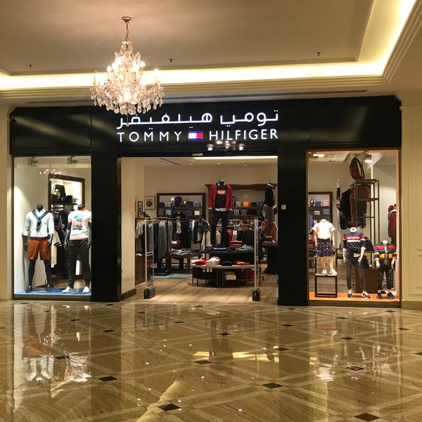 tommy hilfiger galleria mall