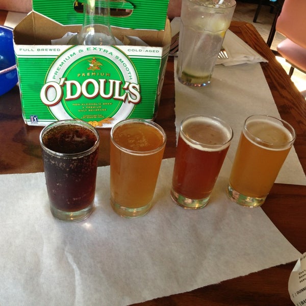 Side Street Bar & Grill Bar