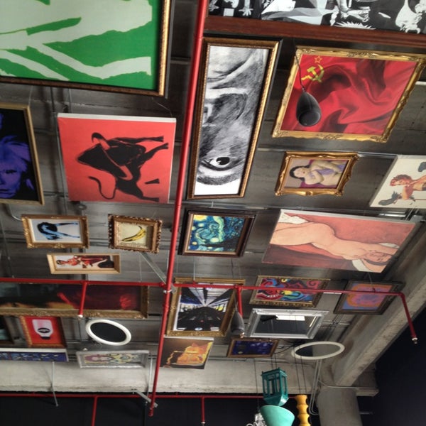 6/26/2013にXimena G.がPraha Lounge &amp; Caféで撮った写真