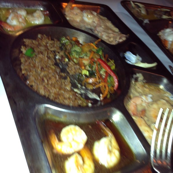 Das Foto wurde bei Donde Olano Restaurante von Ivonne C. H. am 8/7/2013 aufgenommen