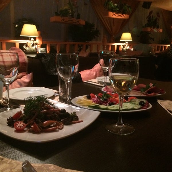 Das Foto wurde bei Король Гамбринус, Ресторан-клуб von Viktoriya V. am 7/2/2014 aufgenommen
